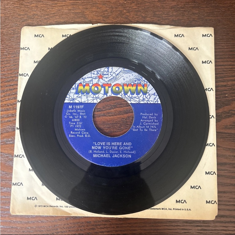 Michael Jackson Motown Vinyl Record 7”- Rockin' Robin, Love Is Here And Now… - Picture 2 of 3